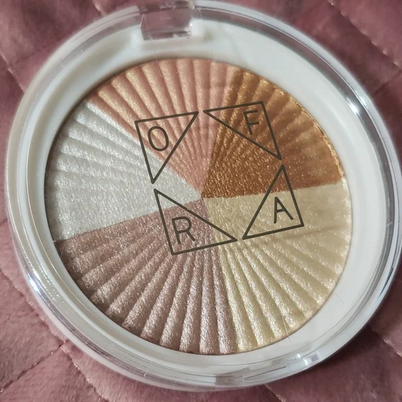 OFRA COSMETICS BEVERLY HILLS HIGHLIGHTER. - Picture 7 of 10